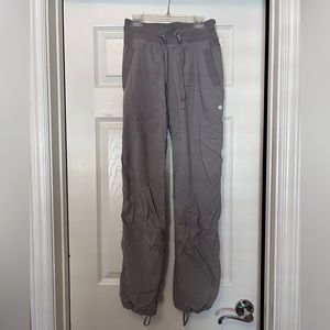 Lululemon dance Studio Pants III size 2, light grey. HARD TO FIND COLOR